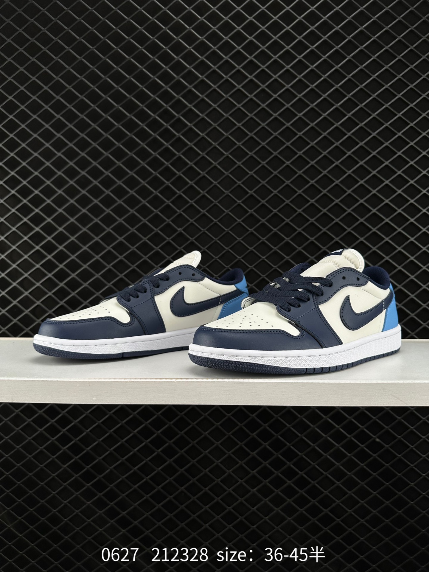 Air Jordan 1 Low AJ1